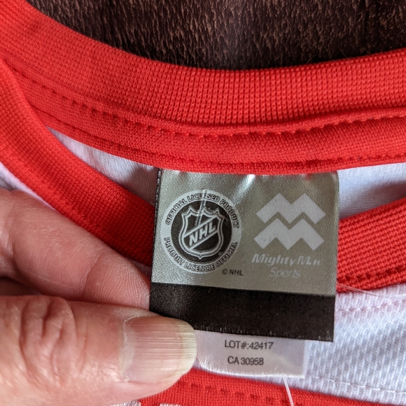 Child's NHL Senators Jersey (18m) - Never Worn - Picture 3 of 6